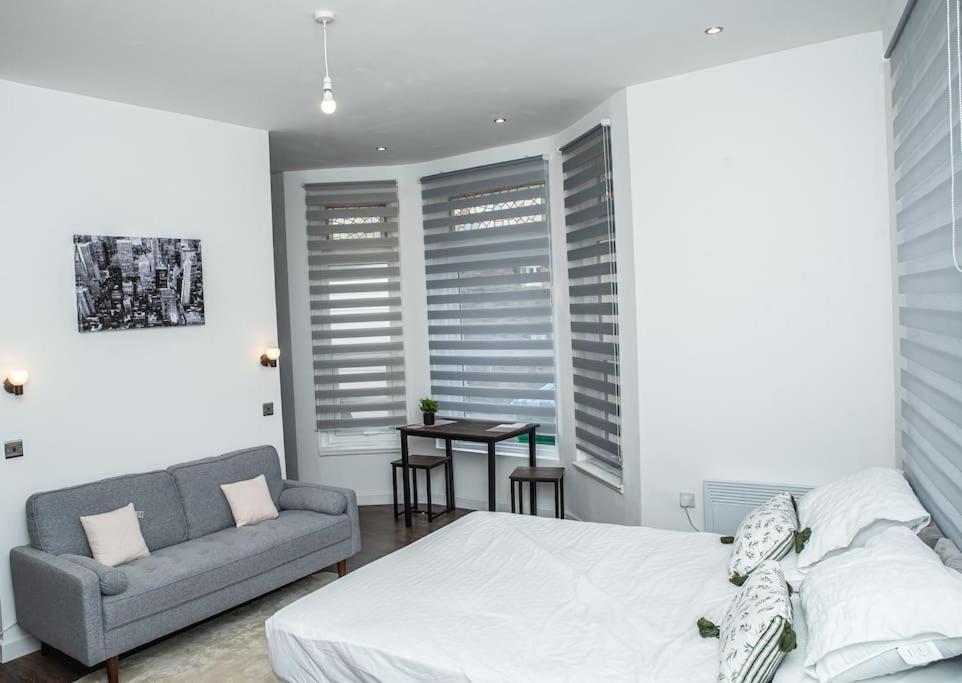 Aylesbury Apartment 1 With Free Parking Exteriér fotografie