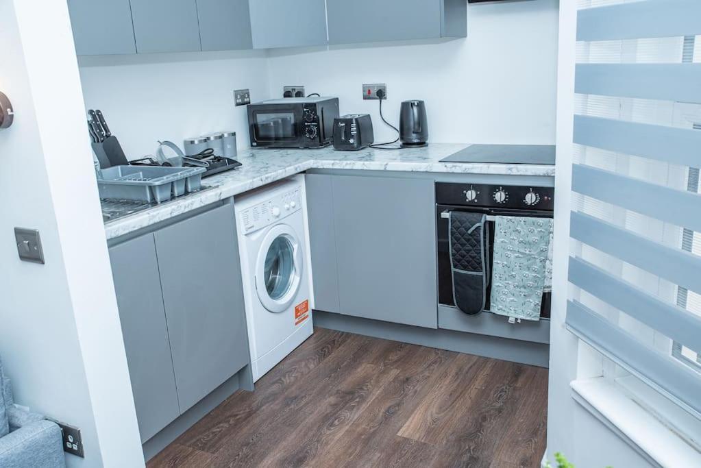 Aylesbury Apartment 1 With Free Parking Exteriér fotografie