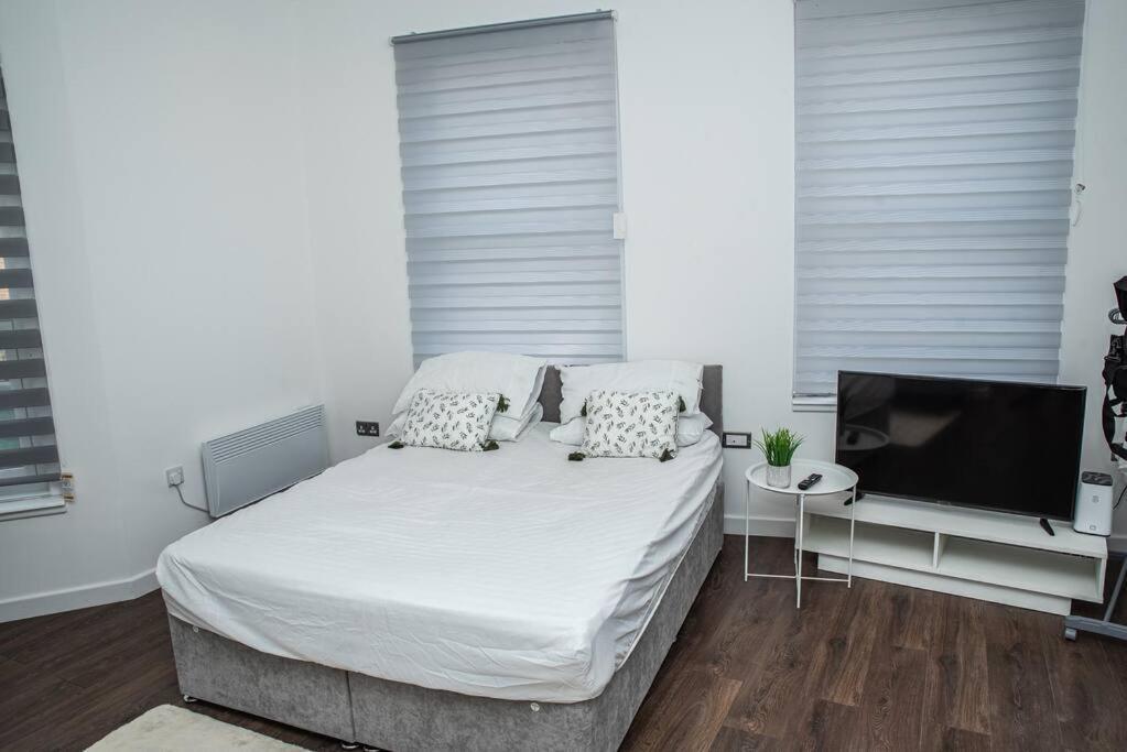 Aylesbury Apartment 1 With Free Parking Exteriér fotografie